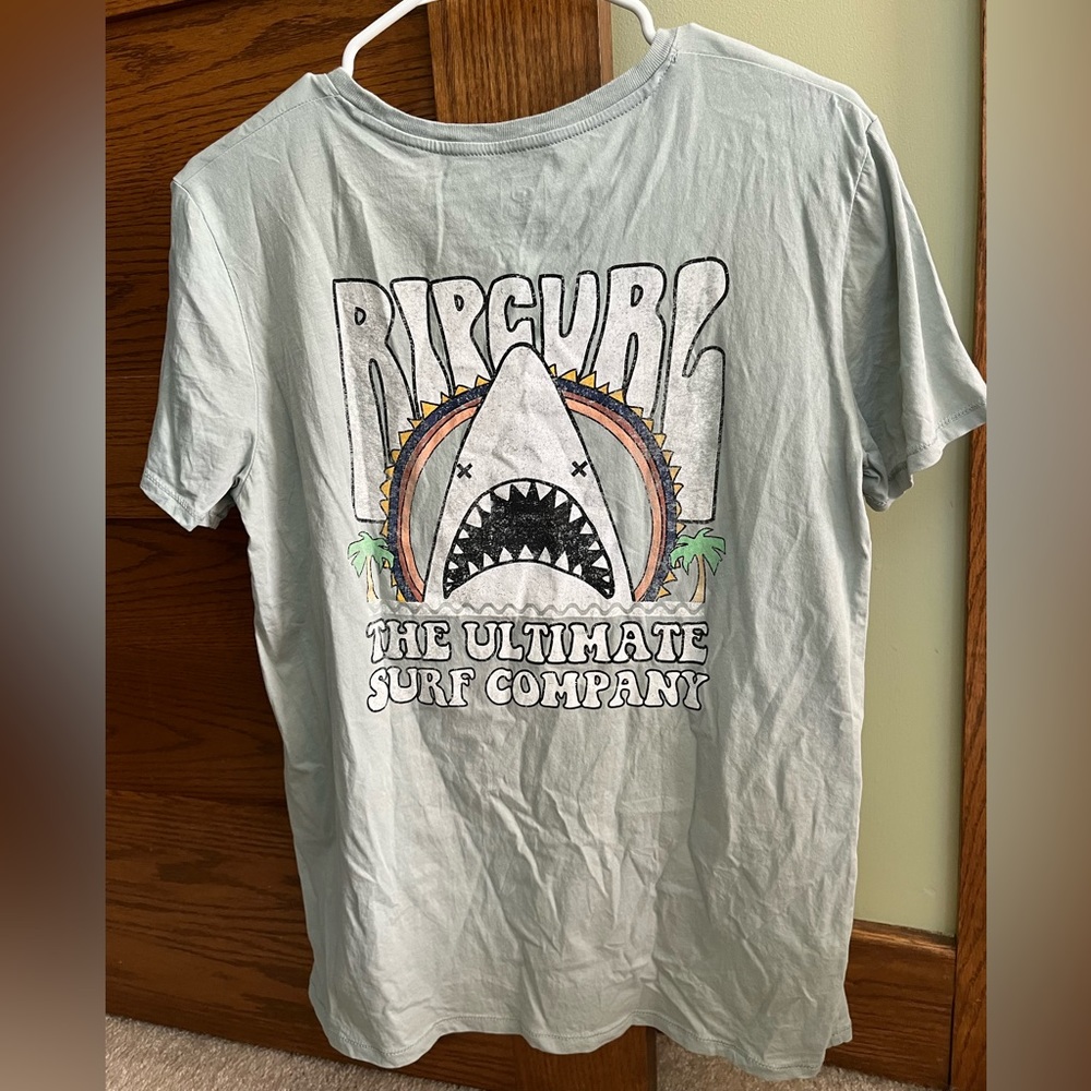 Medium Ripcurl Unisex T-Shirt